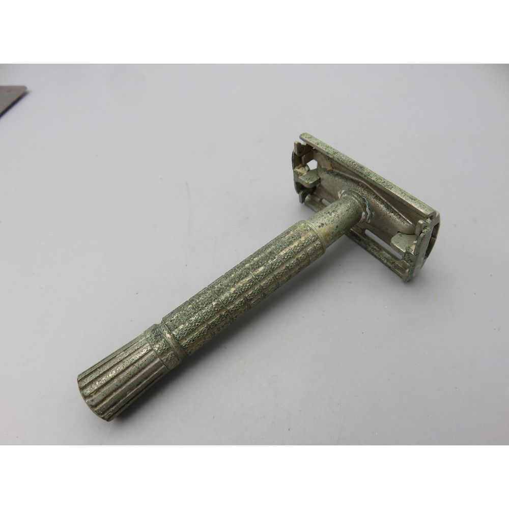 Vintage Gillette Safety Razor T-Handle Butterfly Open Made in USA Silver Tone